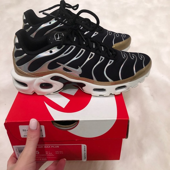 nike air max plus black aluminum